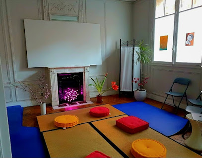 Yoga Et Choeurs, Centre De Bien-Être à Paris 15