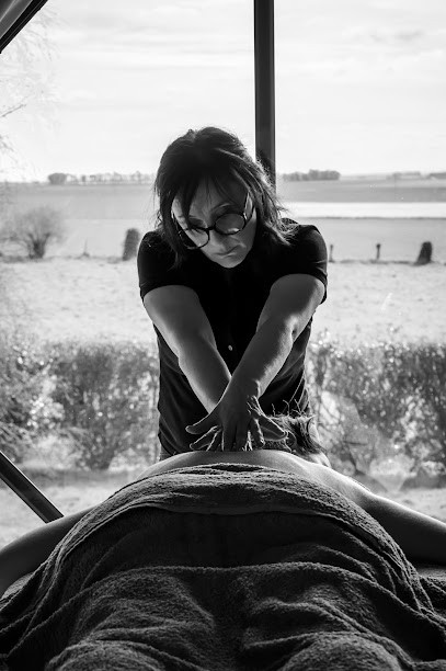 CAEN CHI NEI TSANG (massage du ventre), MODELAGE DU MONDE by Rosanna, Centre de Bien-Etre à Basly