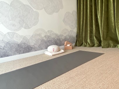 Charlotte Peyramond Yoga, Centre de Bien-Etre à Sainte-Foy-lès-Lyon