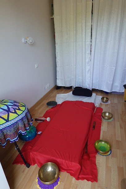 Aline Taguet - De La Sophro Et Du Son, Centre de Bien-Etre à Monterfil