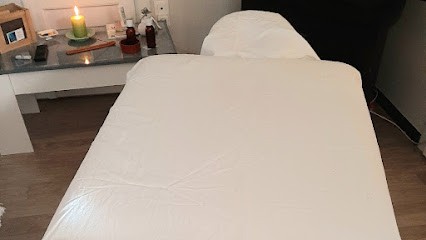 Massage-Chrysalide à La Lumière, Centre de Bien-Etre à Nay