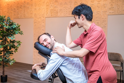 Altermassage : Massage Assis En Entreprise + Agrément Ea, Centre De Bien-Être à Paris 02