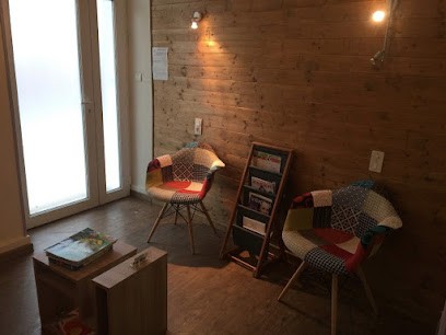 celine zuccali sophrologue conseillère fleurs de bach, Centre de Bien-Etre à Millau