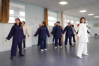 Jin Ling France Course Qi Gong And Tai Ji Quan Sceaux 92, Centre de Bien-Etre à Sceaux