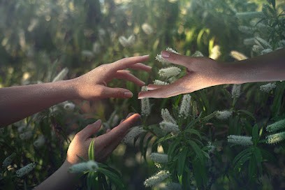Anaïs Zamboni . Artiste Photographe Psycho-énergéticienne - ThetaHealing®, Centre de Bien-Etre à La Roche-Bernard