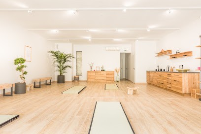 Center Brought Meditation Reiki Yoga Energy Healing, Centre de Bien-Etre à Lattes