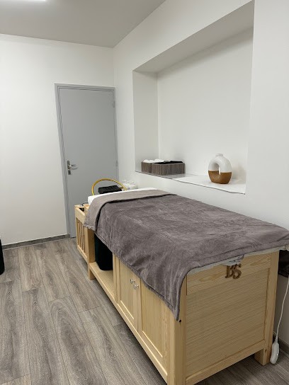 CLINIQUE B&H, Centre de Bien-Etre à Sartrouville