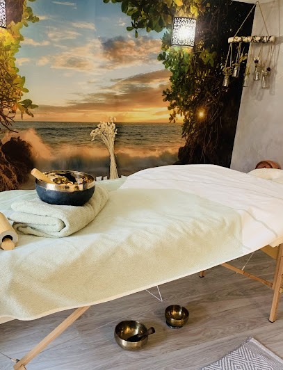 Lydéric parenty massages bien etre ayurvediques et lithothérapie, Centre de Bien-Etre à Saint-Étienne-au-Mont