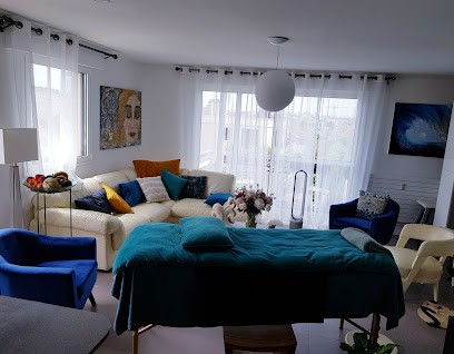 Christelle Dericquebourg / Institute De La Source, Centre de Bien-Etre à Saint-Maur-des-Fossés