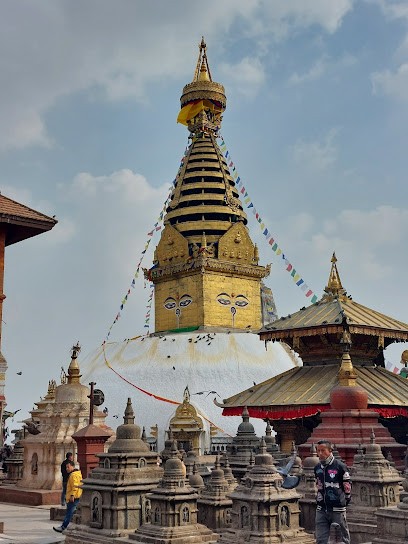 L'Aixprit Népalais .Sonothérapeute soins énergétiques. Boutique d’artisanat Népalais sur Aix en Provence, Centre de Bien-Etre à Aix-en-Provence