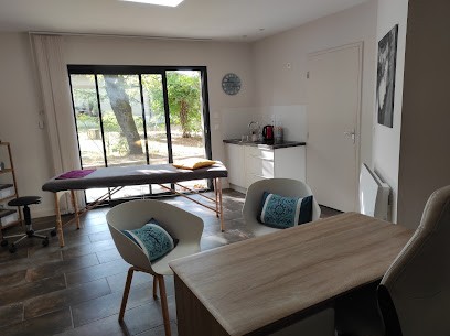 AMANOUNI Caroline Durbise, Centre de Bien-Etre à Revel