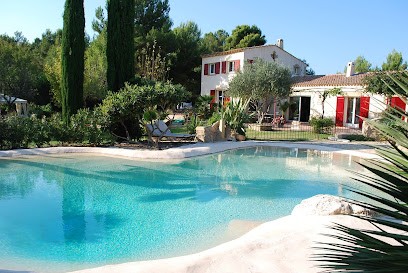 Le Lagon Des Sens : Séjours De Jeûne, Bien-être Et Randonnées En Provence, Centre de Bien-Etre à Rognes