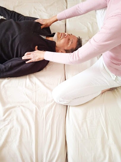 SU centre de shiatsu et seiki , de méditation et de bien-être, Centre de Bien-Etre à Corneilhan