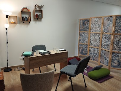 Hypnothérapeute Certifiée - Bérangère Moulin / Hypnose, Magnétisme, Aromathérapie Et Art-thérapie., Centre de Bien-Etre à Miribel