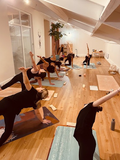 Cocoon Thérapies Naturelles, Centre De Bien-Être, Centre de Bien-Etre à Salon-de-Provence