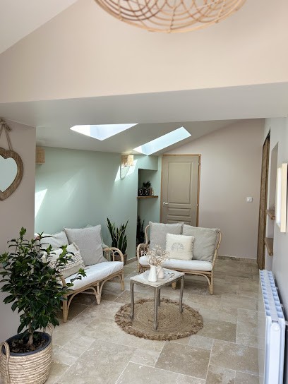 Johanna Kharbili Institut de Leetherapie et de massages bien-être, Centre de Bien-Etre à Izier