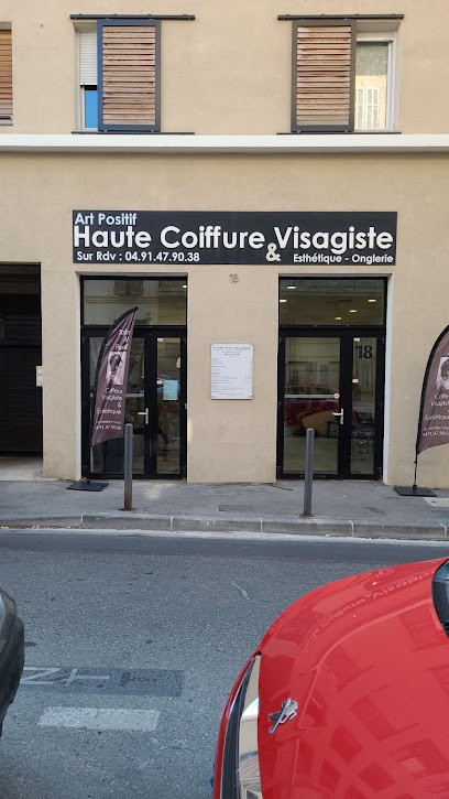 Céline Neveux ꕤ Éveil.Éclat, Centre de Bien-Etre à Marseille 05