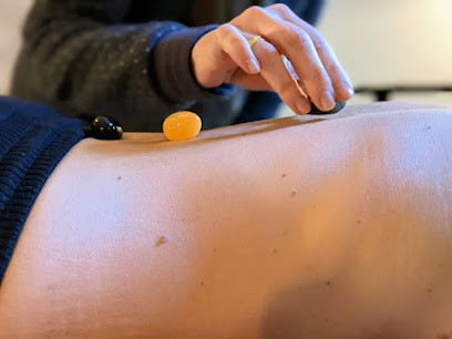 Charline Vuillemin Énergéticienne et lithothérapeute, Centre de Bien-Etre à Angers