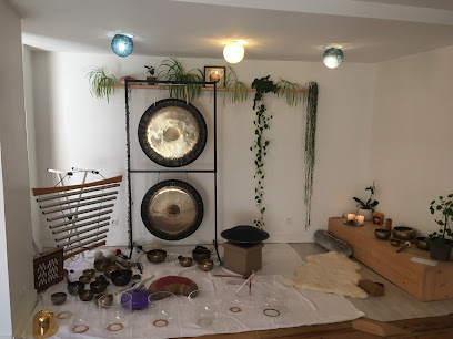 Gwenn Guéry - Formation Et Soins En Sonothérapie, Centre De Bien-Être à Izaut-de-l'Hôtel