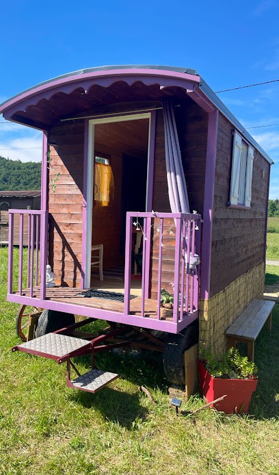 La Roulotte Enchanted Massage Ayurvédiques - Yoga, Centre de Bien-Etre à Roquefeuil