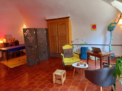 Hélène WATTELLE _ Flâmes D'Elles - Thérapeute - Doula - Energéticienne, Centre de Bien-Etre à Lablachère