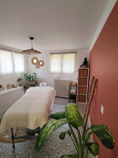 Alexandra Petit - L'instant Présent (sophrologie, Yoga, Massages), Centre de Bien-Etre à Vaires-sur-Marne