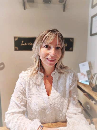 Laëtitia Epineau Atelier Douce Heure , Centre de Bien-Etre à Montbizot